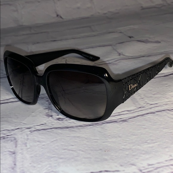Dior Accessories - Christian Dior black frame sunglasses